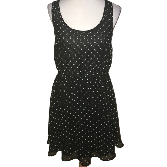 H&M Dresses & Skirts - H&M Divided Polka Dot Dress 2621